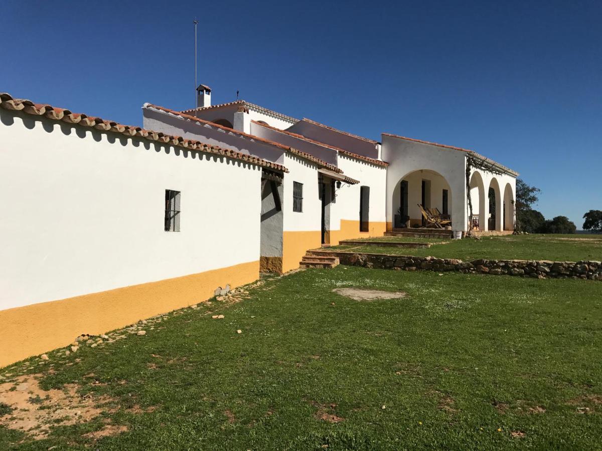 Casa Rural De La Finca Sierra Grande Hornachos Buitenkant foto
